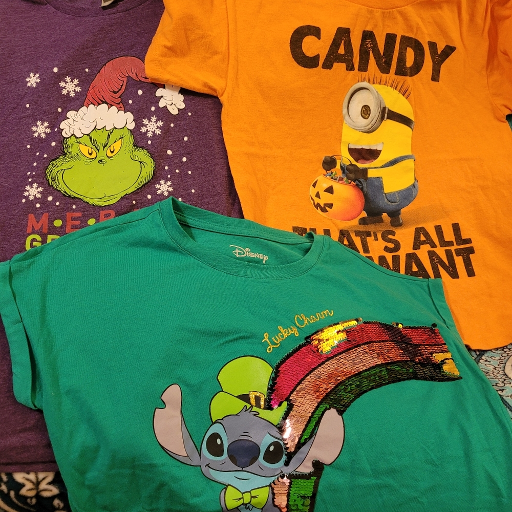 3 girl's holiday shirts.Size XL youth & XXL Brand New!